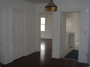 117 Maple Avenue, Stamford CT 06902