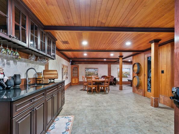 22 Nature Lane, Shelton CT 06484