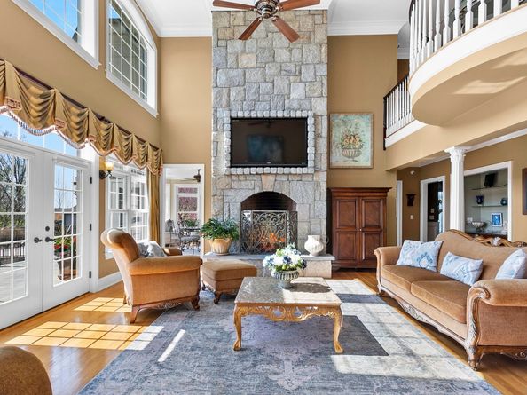 22 Nature Lane, Shelton CT 06484