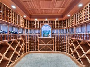 22 Nature Lane, Shelton CT 06484