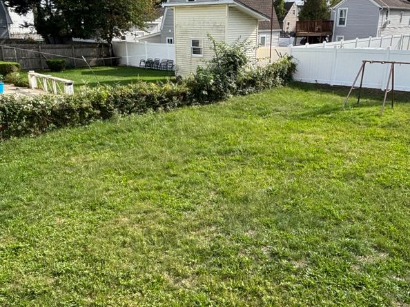 15 Harding Avenue, Stratford CT 06615