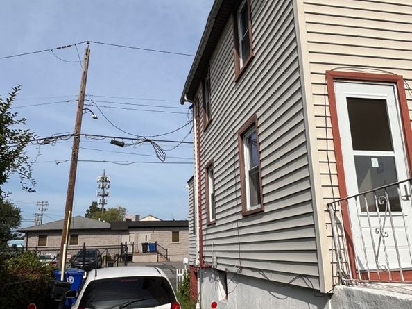 15 Harding Avenue, Stratford CT 06615