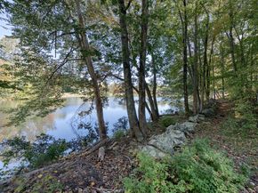 20 Lower Lake Road, Danbury CT 06811