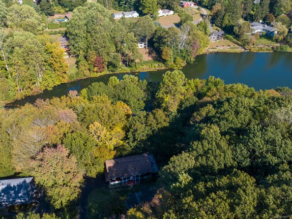 20 Lower Lake Road, Danbury CT 06811