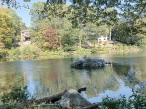 20 Lower Lake Road, Danbury CT 06811