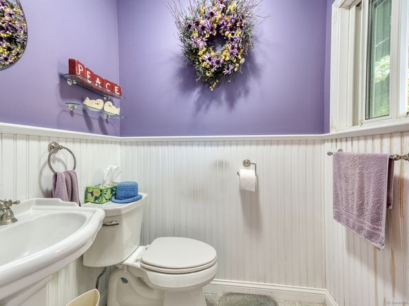 20 Lower Lake Road, Danbury CT 06811