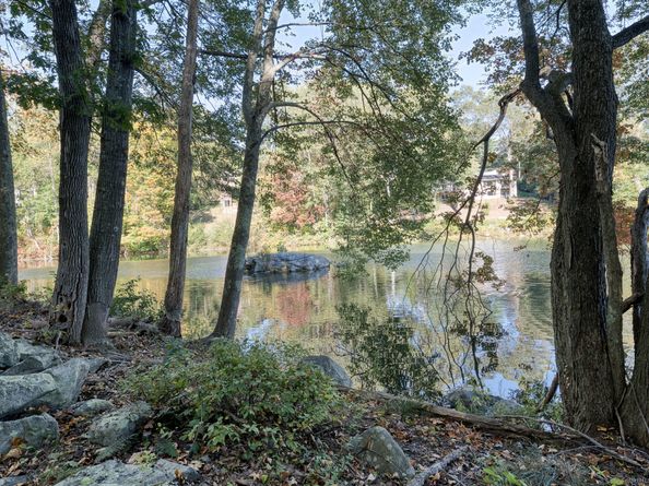 20 Lower Lake Road, Danbury CT 06811