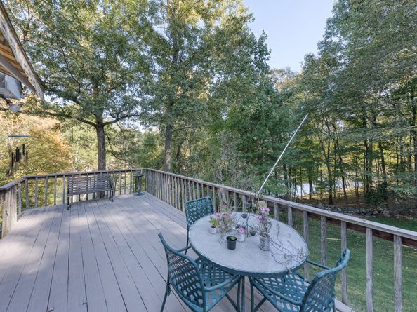 20 Lower Lake Road, Danbury CT 06811
