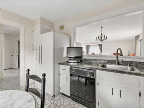 Undisclosed Address #24135024, Stratford CT 06614
