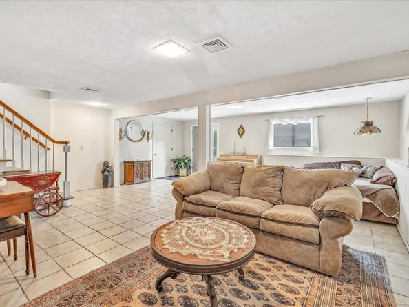 Undisclosed Address #24135024, Stratford CT 06614
