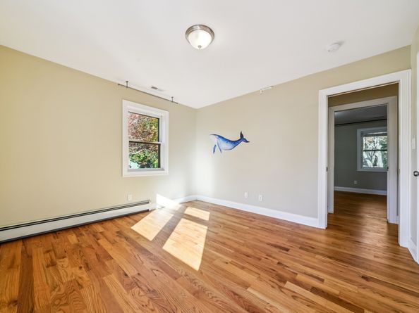 32 Thistle Road, Norwalk CT 06851