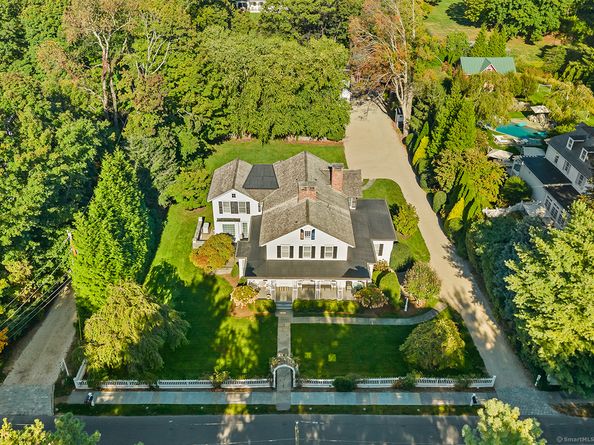 944 Pequot Avenue, Fairfield CT 06890