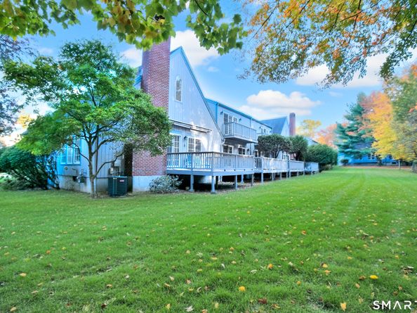 160 Glengarry Road 160, Fairfield CT 06825