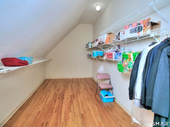 160 Glengarry Road 160, Fairfield CT 06825