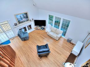 160 Glengarry Road 160, Fairfield CT 06825