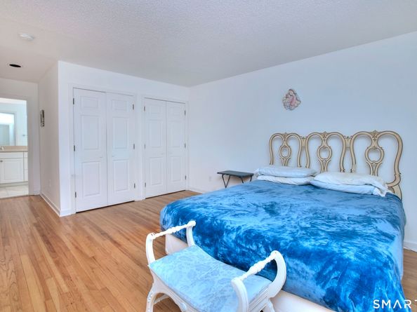 160 Glengarry Road 160, Fairfield CT 06825