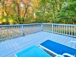 160 Glengarry Road 160, Fairfield CT 06825