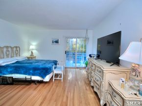 160 Glengarry Road 160, Fairfield CT 06825