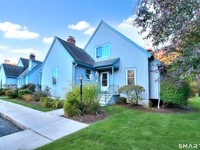 160 Glengarry Road 160, Fairfield CT 06825