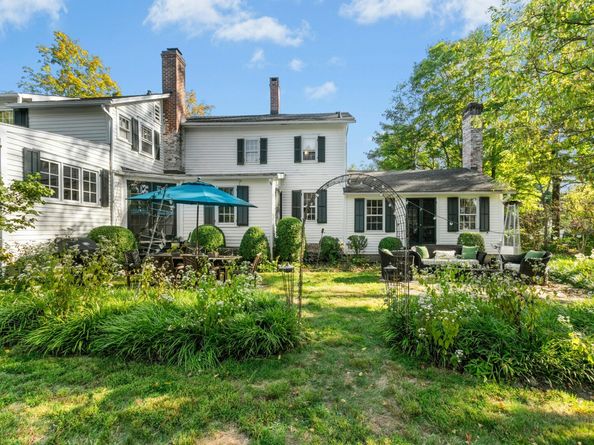 561 Middlesex Road, Darien CT 06820