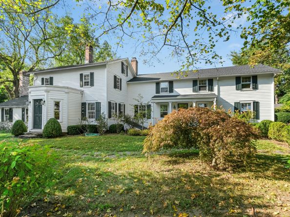 561 Middlesex Road, Darien CT 06820