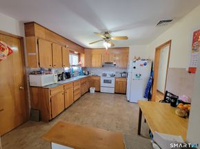 18 Pert Street, Trumbull CT 06611