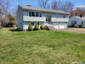 18 Pert Street, Trumbull CT 06611