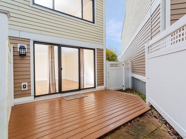 13 Lawson Lane 13, Ridgefield CT 06877