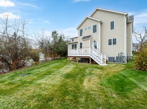 12 Walnut Ridge Court, Stamford CT 06905