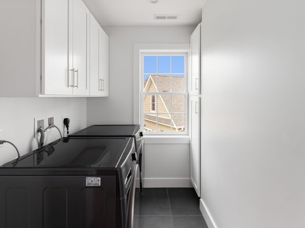 12 Walnut Ridge Court, Stamford CT 06905