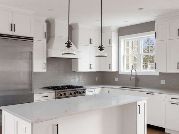 12 Walnut Ridge Court, Stamford CT 06905