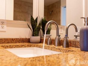 425 1st Street 2607, San Francisco CA 94105