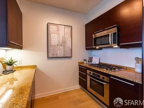 425 1st Street 2607, San Francisco CA 94105