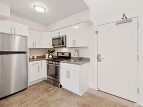 1451 13th Street 5, Oakland CA 94607