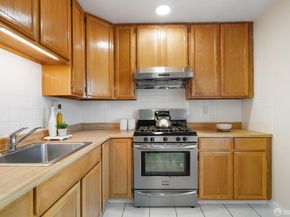 1710 2nd Street, Alameda CA 94501