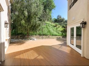 3263 New York Drive, Pasadena CA 91107