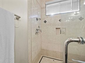 3263 New York Drive, Pasadena CA 91107