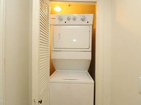 3855 Ingraham Street 204, Los Angeles CA 90005