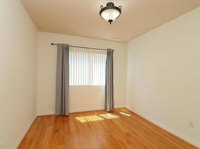 3855 Ingraham Street 204, Los Angeles CA 90005