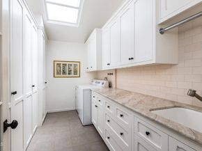 546 La Loma Road, Pasadena CA 91105