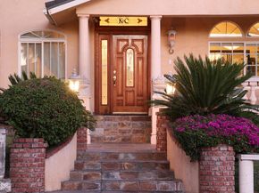 426 N Canyon Boulevard, Monrovia CA 91016