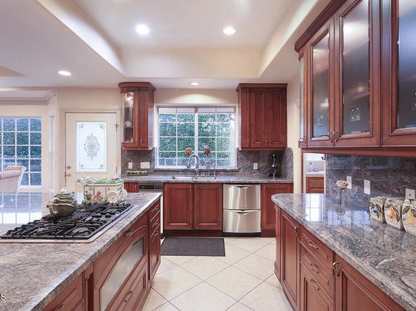 426 N Canyon Boulevard, Monrovia CA 91016