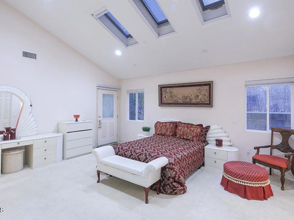 426 N Canyon Boulevard, Monrovia CA 91016