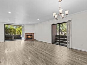 21931 Burbank Boulevard 5, Los Angeles CA 91367