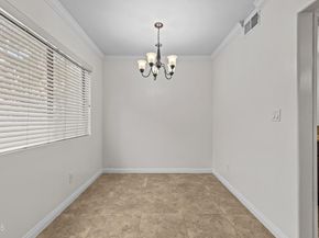 21931 Burbank Boulevard 5, Los Angeles CA 91367