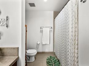 1100 S Hope Street 811, Los Angeles CA 90015
