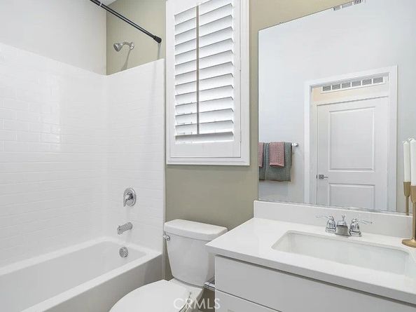 2563 E Hyde Paseo, Ontario CA 91762