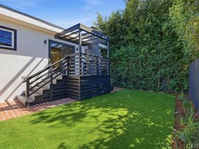 3521 Pine Avenue, Manhattan Beach CA 90266