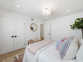 3521 Pine Avenue, Manhattan Beach CA 90266