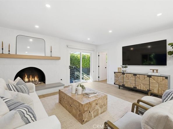 3521 Pine Avenue, Manhattan Beach CA 90266